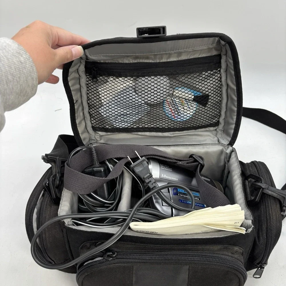 Sony DCR-HC90 NTSC Wide LCD Handycam Bundle Untested